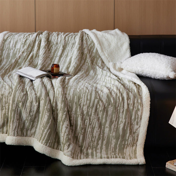 Kuschelige Wohndecke mit Sherpa-Futter und Jacquardmuster