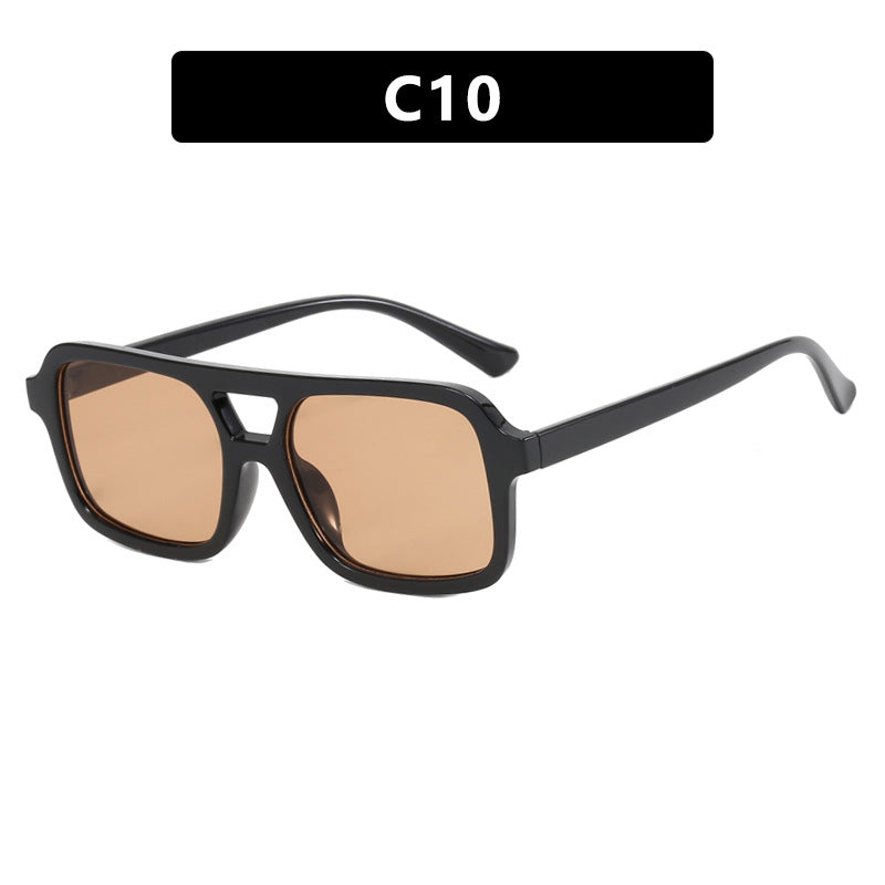 Damen moderne quadratische Sonnenbrille mit schützendem UV-Filter und transparentem Rahmen Karnz