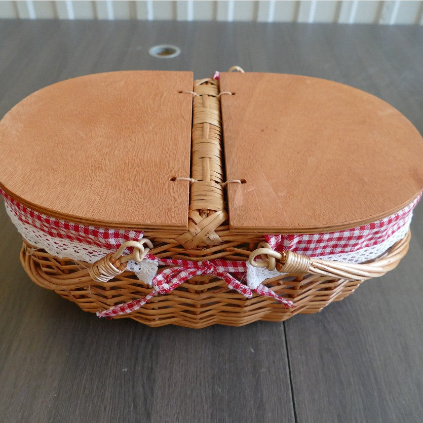 Damen Picknickkorb mit praktischem Holzdeckel und stilvollem Innenfutter Karnz