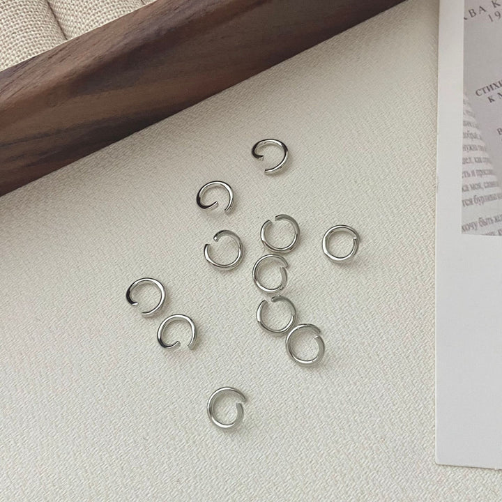 Schlanke minimalistische Metallring-Clips Karnz