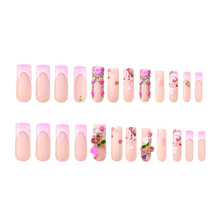 Kunstvolle 3D Nagelkunst mit Glitzer-Details Karnz