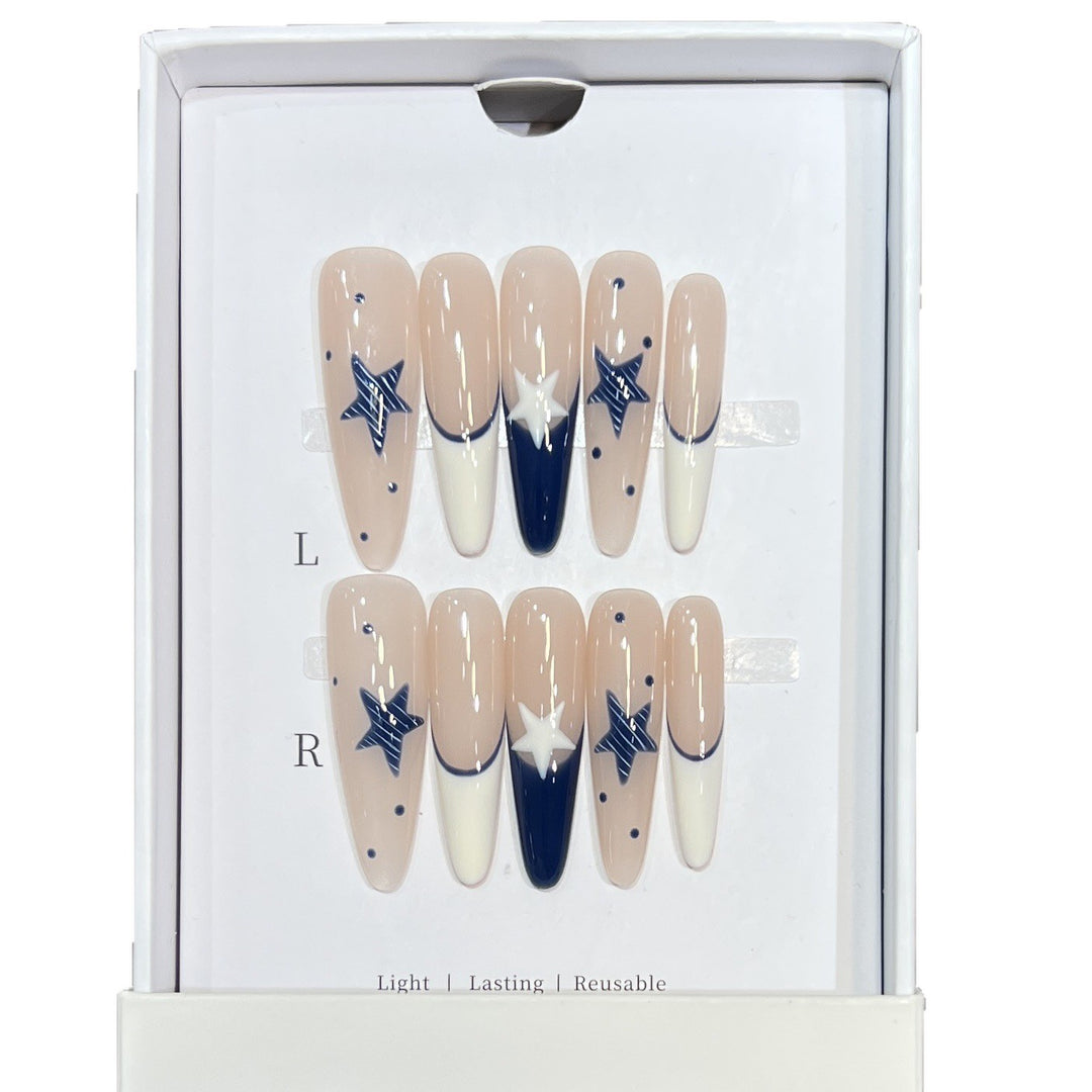 Künstlerisches Stiletto Druck-Nagelset mit himmlischem Design Karnz