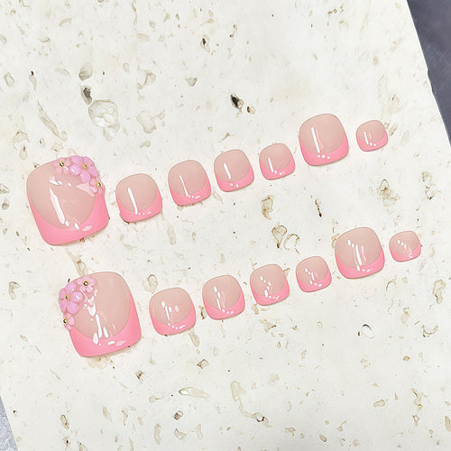 Floral Charm Press-On Nail Set