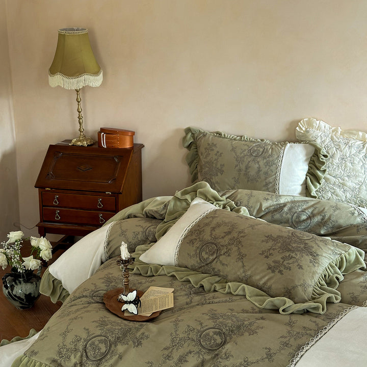 Ruffled Toile Jacquard Cotton-Linen Duvet Cover Set with Pillow Shams and Lace Trim