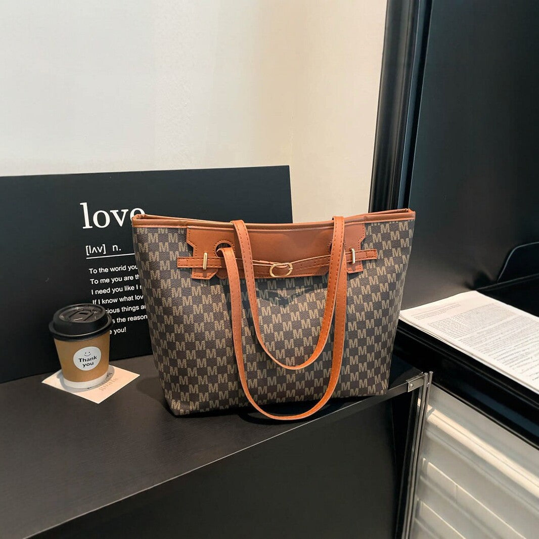 Elegante monogrammierte Tragetasche  1791041041