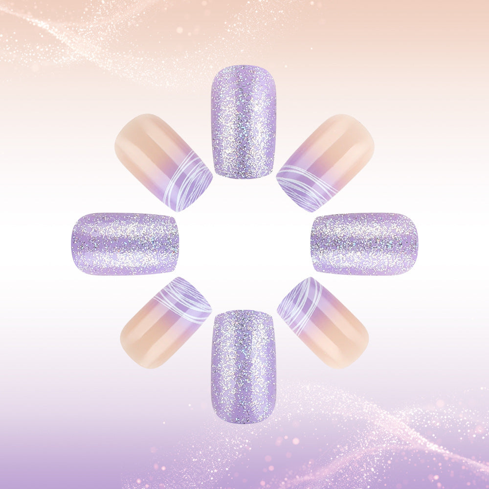 Elegantes Press-On-Nagelkunst-Set mit glamourösen Glitzerakzenten Karnz