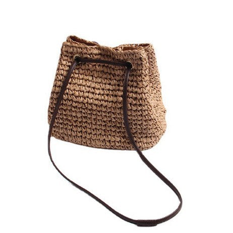 Damen Handtasche mit integriertem Schulterriemen aus Kunststoffen Karnz