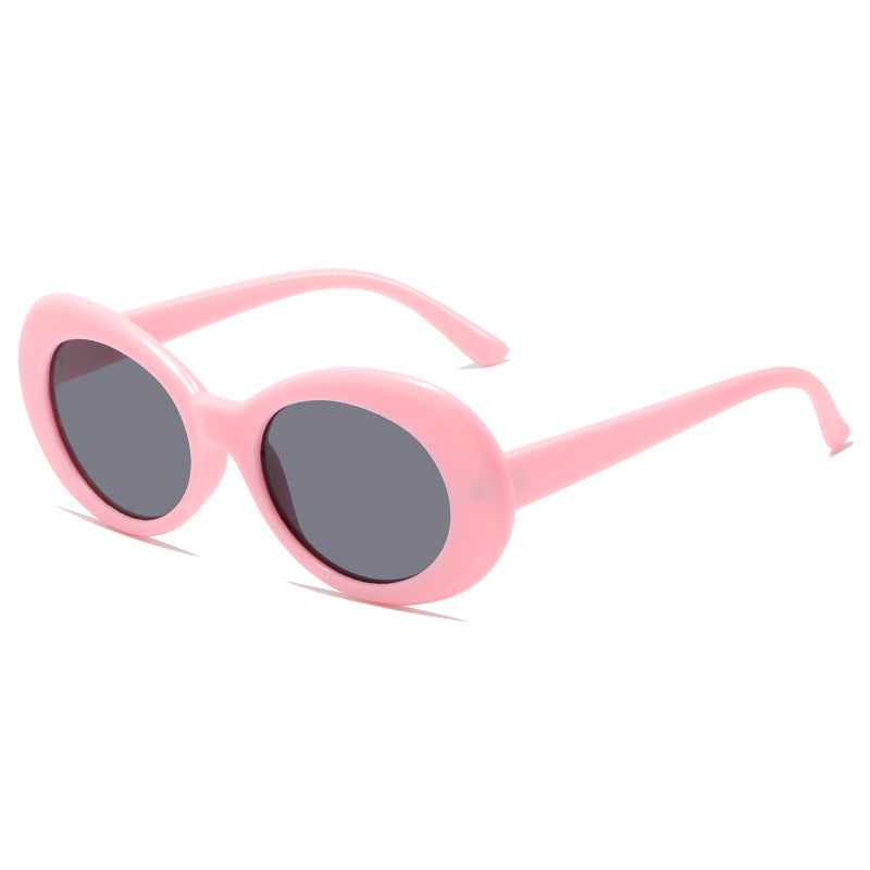 Damen Retro-inspirierte Sonnenbrille mit einem eleganten, ovalen Rahmen Karnz