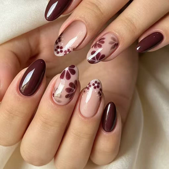Elegantes florales Acryl-Naildesign Karnz
