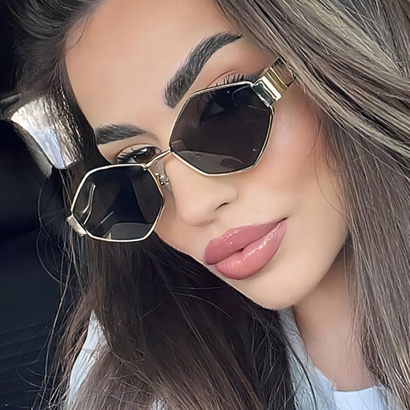 Damen geometrische Sonnenbrille mit schmalem Metallrahmen und polarisierten Gläsern Karnz
