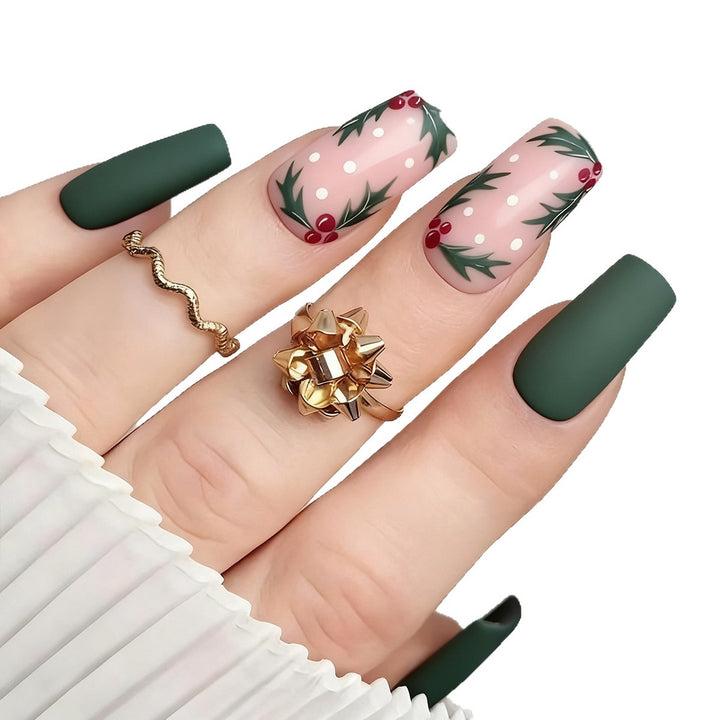 Elegante Kunstnägel mit Weihnachtsdesign Karnz