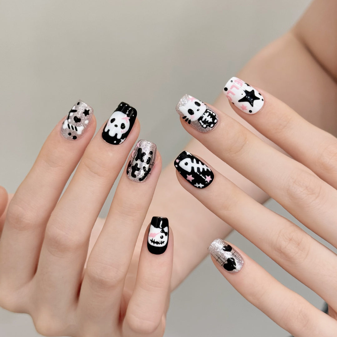 Themenbezogenes Skelett-inspiriertes Press-On-Nail-Art-Set