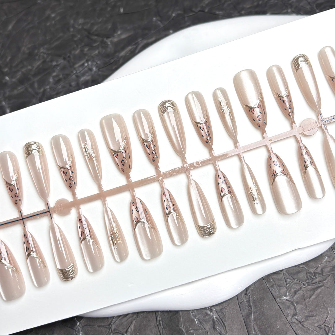 Elegantes Design Press-On Nail Set