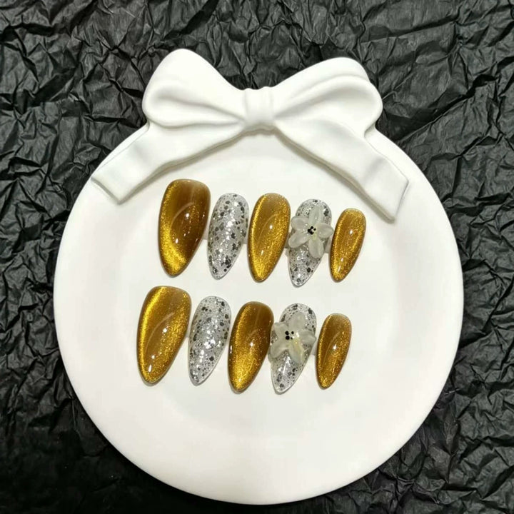 Elegantes Glitzerndes Press-On Nagelkunst Set