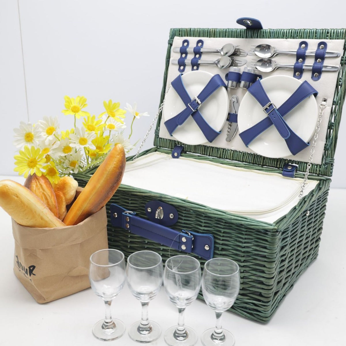 Damen Picknickkorb mit umfangreicher Ausstattungsoption und stilvollem Innenfutter Karnz