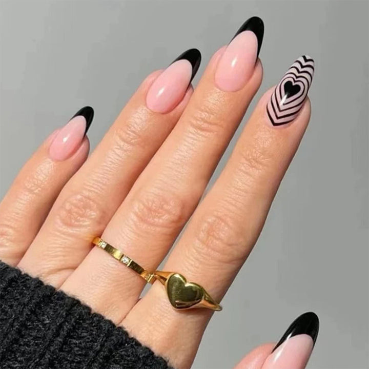 Kreative Stiletto Kunstnägel Karnz