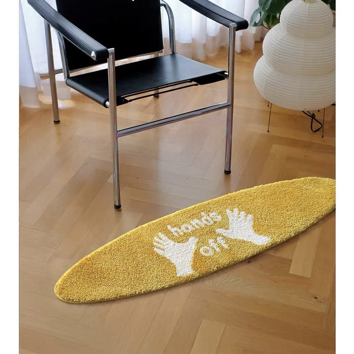 Verlängter getufteter Chenille Neuheits-Teppichläufer mit 'Hände Weg'-Grafik