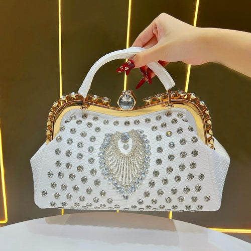 Luxuriöse mit Kristallen verzierte Abendhandtasche
