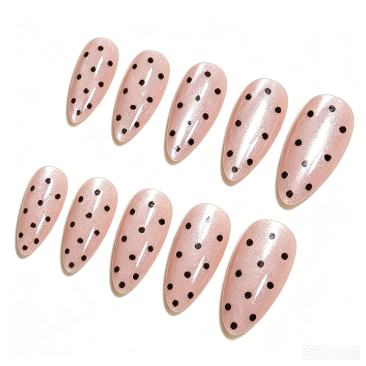 Stylisches Polka Dot Press-On Nail Art Set Karnz