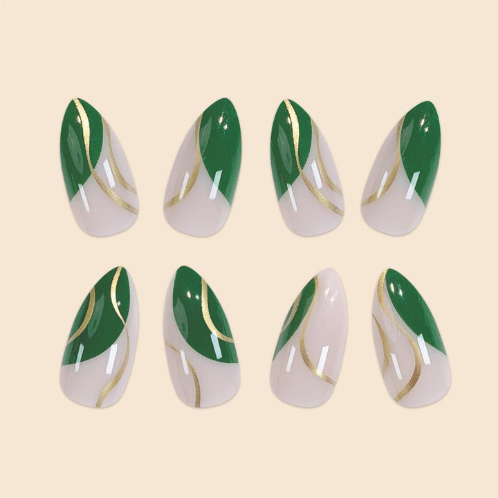 Elegantes Blattmuster Nagelkunst