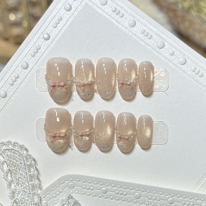 Themen Press-On Nagelkunstset mit Hello Kitty Designs Karnz