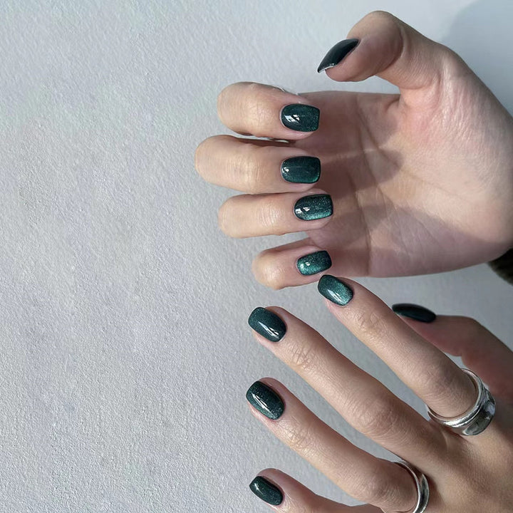 Premium Press-On Nagelkunst Set mit schimmerndem Finish
