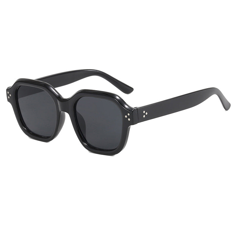 Damen modische oversized Brille mit charakteristischem Rahmen Karnz