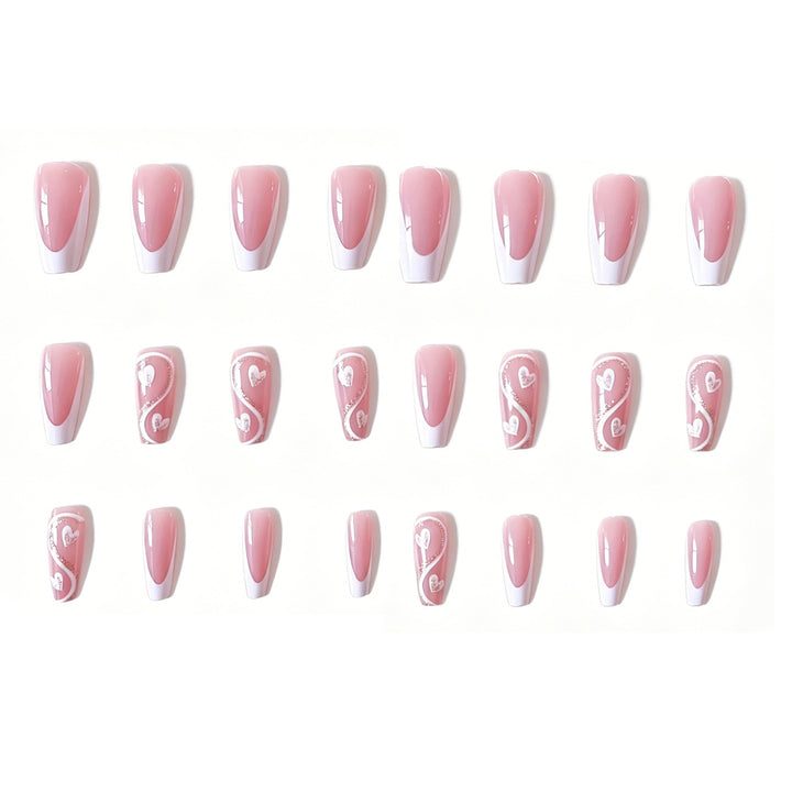 Artistische Herz-inspirierte Nagelverschönerungen Karnz
