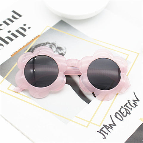 Damen Sonnenbrille im verspielten Blumenmuster Karnz