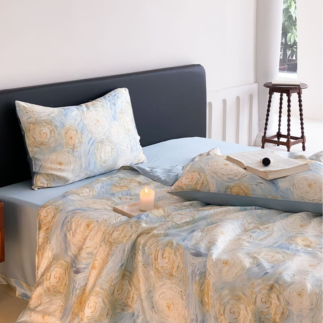 Bettwäsche-Garnitur aus Baumwollsatin mit dezentem Herz-Jacquard und seidig-glänzendem Finish Karnz