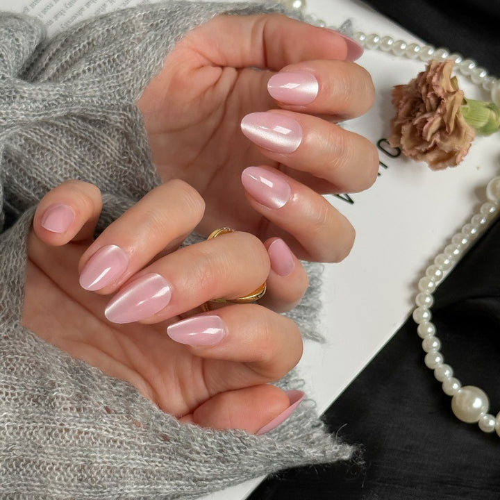 Elegante Kunstnägel mit Hochglänzendem Finish Karnz