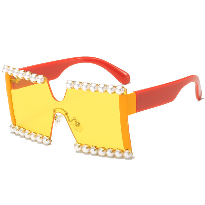 Damen extravagante Rechteck-Sonnenbrille mit Perlenschmuck und UV-Schutz Karnz