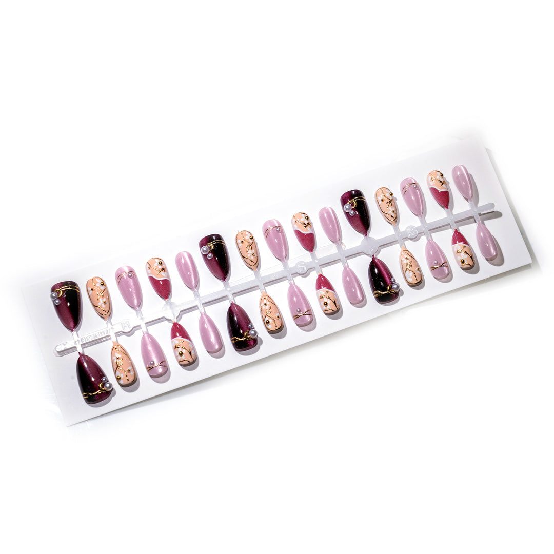 Elegantes dekoratives Press-On-Nagelkunst-Set 1790738758