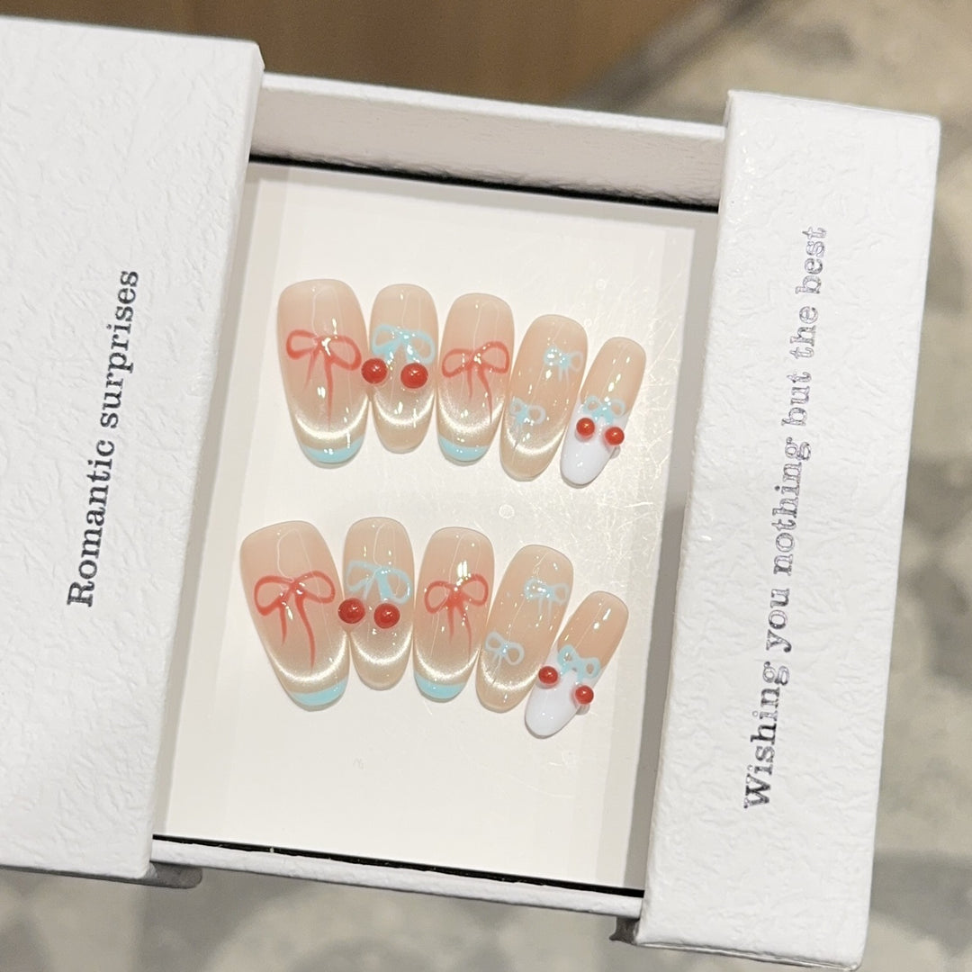 Künstliche Nagelspitzen mit Romantischen Schleifen- und Kirschenmotiven Karnz