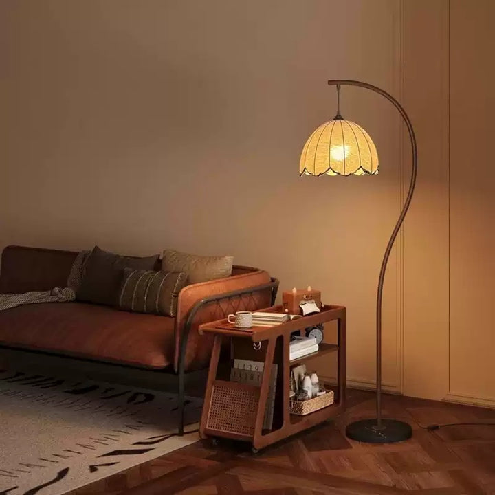 Vintage-inspirierte Stehlampe