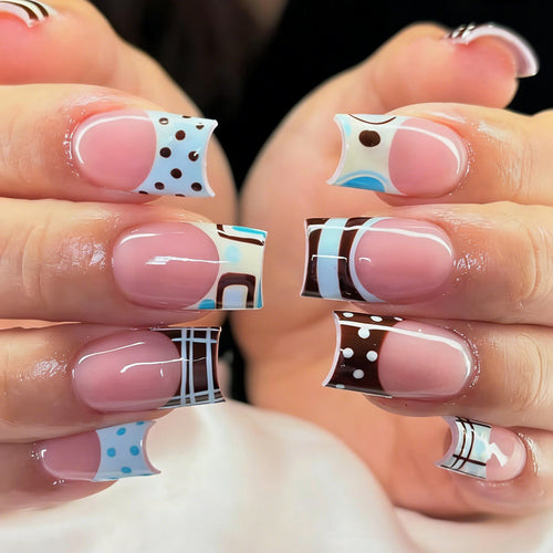 Künstlerische schokoladen-inspirierte Nagelkunst Tipps Karnz