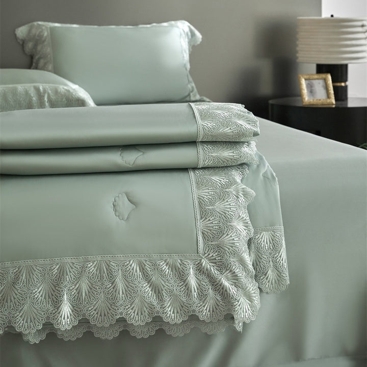 Luxuriöses Satin-Bettwäsche-Set mit französischer Spitzenbordüre