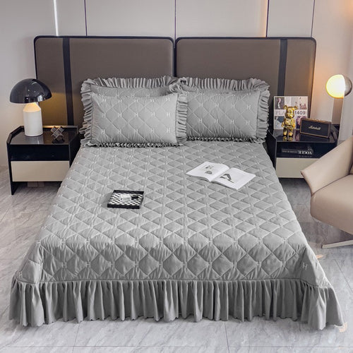 Stylish quilted duvet cover set