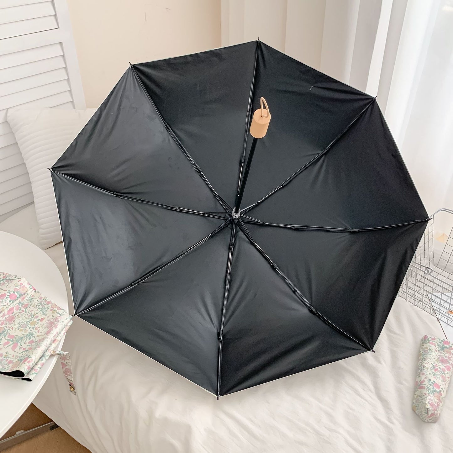 Damen Faltbarer Regenschirm mit detailliertem Blumenmuster Karnz