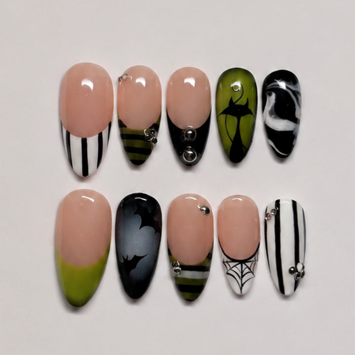 Kreatives Halloween Kunstnagelset mit Gruselmotiven Karnz