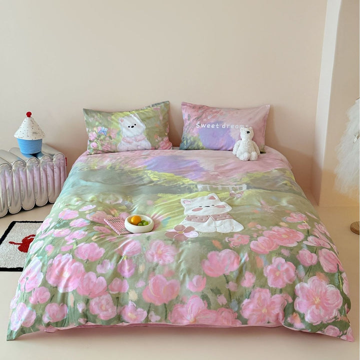 Kinder-Bettwäschegarnitur mit appliziertem Katzendetail, Aquarell-Blumenprint und extraweichem Baumwollmix