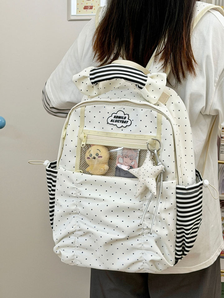 Dekorativer gepunkteter Rucksack