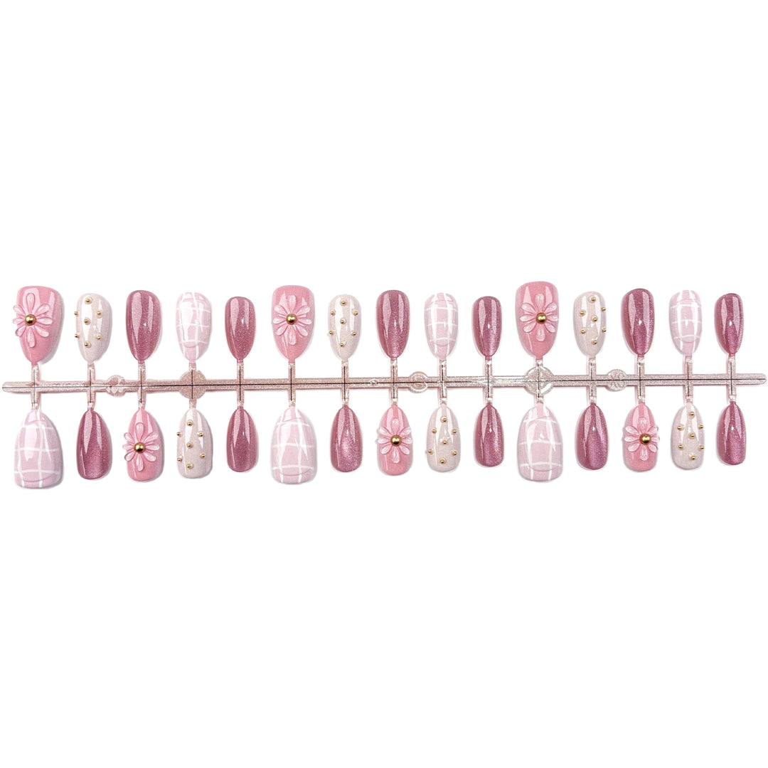 Dekorative Druck-Nagel-Set mit einzigartigen künstlerischen Designs