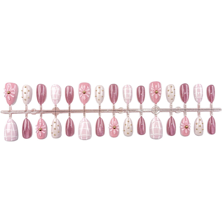 Dekorative Druck-Nagel-Set mit einzigartigen künstlerischen Designs