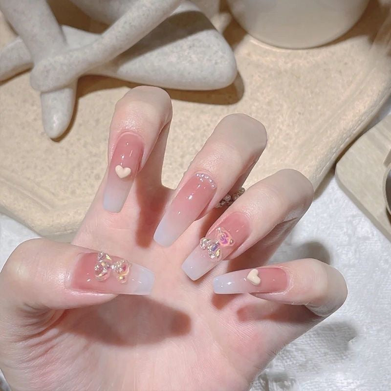 Kunstvolle Nagelkunst mit Niedlichen Hasenmuster Karnz