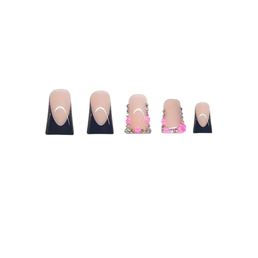 Glamouröse Stiletto-Nagelkunstverlängerungen Karnz