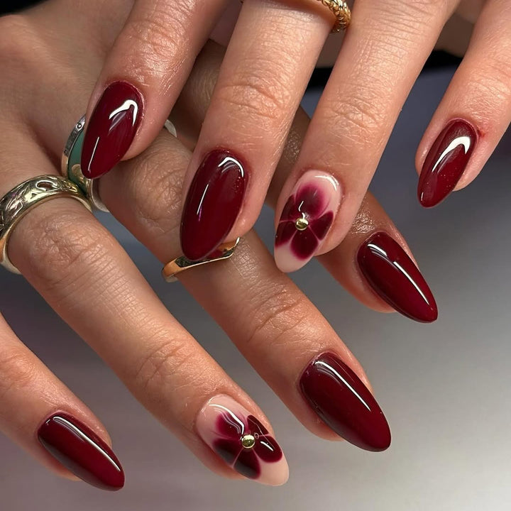 Elegantes florales Design Press-On Nagelkunst Karnz