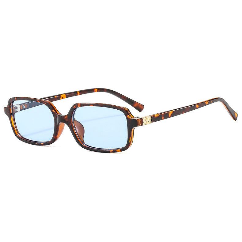 Damen modische Sonnenbrille mit elegantem Kunststoffrahmen und ausgefallenem Design Karnz