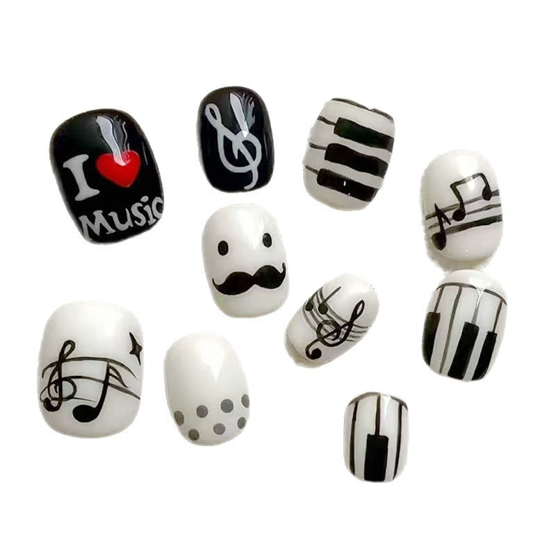 Themenhafte Press-On Nagelkunst Karnz