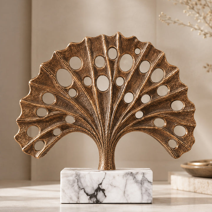 Künstlerische Baum Skulptur  1789403356